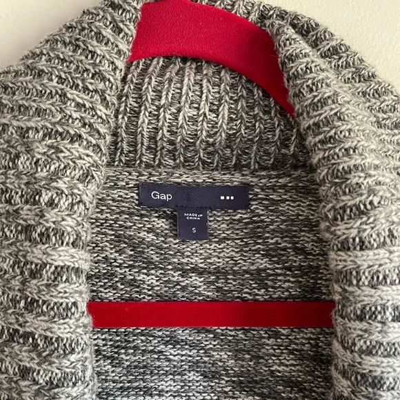 Gap Shawl Collar Open Cardigan Sleeveless Sweater Size S - Picture 4 of 6